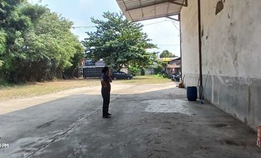 DISEWAKAN GUDANG 3.000 m2 HADAP JALAN, 5 MENIT KE TOL BSD