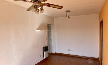 IMPECABLE 2 amb con balcón en Escalada Centro - Apto Crédito - OPORTUNIDAD!!!