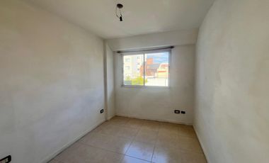 DEPARTAMENTO DE 2 AMBIENTES CON BALCÓN EN ALQUILER