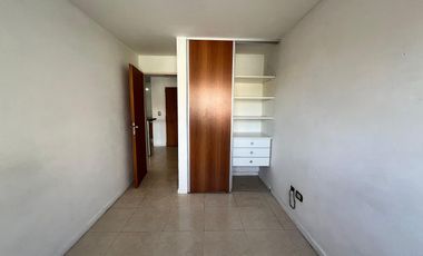 DEPARTAMENTO DE 2 AMBIENTES CON BALCÓN EN ALQUILER