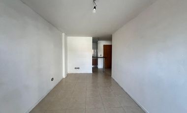 DEPARTAMENTO DE 2 AMBIENTES CON BALCÓN EN ALQUILER