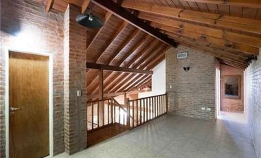 venta de Casa en  Canning 6 Amb con Pileta echeverria del lago