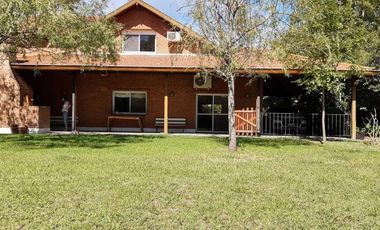 venta de Casa en  Canning 6 Amb con Pileta echeverria del lago