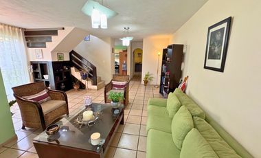 Casa EN VENTA en Condominio Primavera, col. Parques del Bosque, Tlaquepaque, Jal