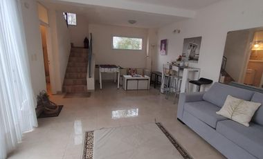 Casa en venta - 2 Dormitorios 1 Baño - Punta Lara