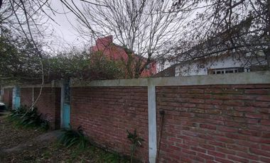 Casa en venta - 2 Dormitorios 1 Baño - Punta Lara