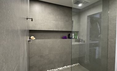 La única oficina de lujo en venta en Centro Cívico