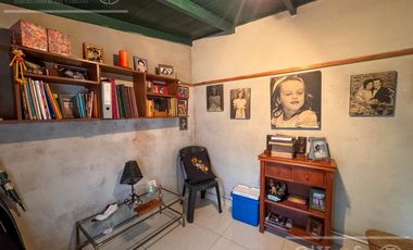 Casa en Venta 3 ambientes en Bernal - Piscina.