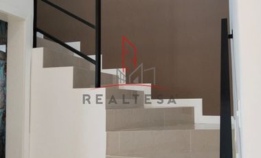 Casa Venta Cuauhtémoc Fraccionamiento Las Haciendas  2,340,000 ctu RAO