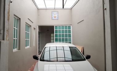 CASA EN VENTA COL. OBRERA CON USO DE SUELO COMERCIAL Y DE OFICINAS