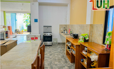 00672 - VENDO LOCAL COMERCIAL + VIVIENDA - YARINACOCHA - AT 200 M2