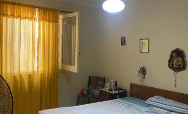 Casa con 2 habitaciones. Barrio hermoso