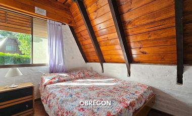 Casa en  Alquiler en Pinamar a 4 cuadras del Centro y 5 de la Playa