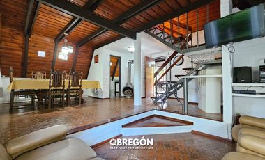 Casa en  Alquiler en Pinamar a 4 cuadras del Centro y 5 de la Playa