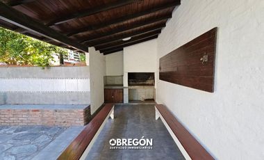 Casa en  Alquiler en Pinamar a 4 cuadras del Centro y 5 de la Playa
