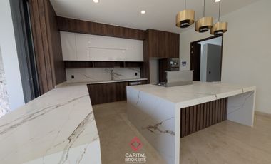 Casa Nueva de Lujo en Renta en Reserva Real