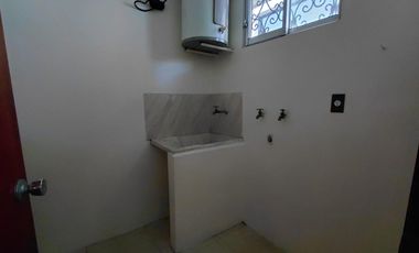 ALQUILER DEPARTAMENTO AMPLIO URDESA CENTRAL PARQUEO PRIVADO (DB)