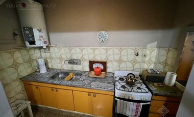 2 dorm   2 baños   jardín   cochera - VENTA DIRECTA!!