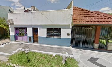 2 dorm   2 baños   jardín   cochera - VENTA DIRECTA!!