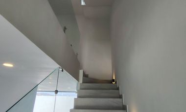 CASA EN VENTA EN VALLE IMPERIAL