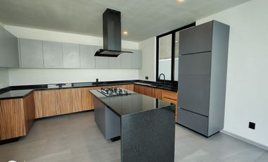 CASA EN VENTA EN VALLE IMPERIAL