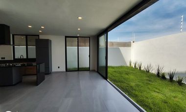 CASA EN VENTA EN VALLE IMPERIAL