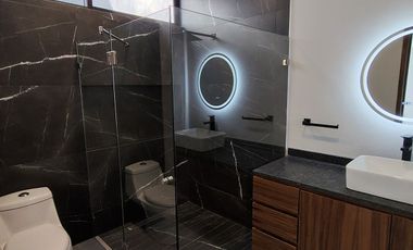 CASA EN VENTA EN VALLE IMPERIAL