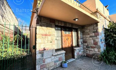 Alquiler Casa de 2 dormitorios en Remedios de Escalada