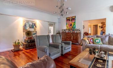 Casa en venta en San Isidro - Santa Rita - 5 dormitorios