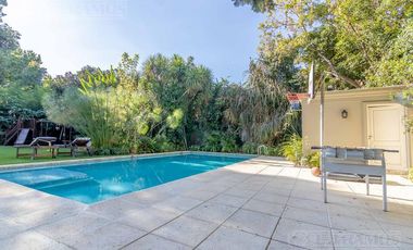 Casa en venta en San Isidro - Santa Rita - 5 dormitorios