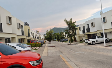 Casa en venta en Fraccionamiento Adamar