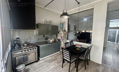 Impecable inmueble con garage y jardín - Vta Directa - OPORTUNIDAD!!!