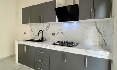 CASA EN VENTA EN PRIVADA DEL FRACCIONAMIENTO SABINES