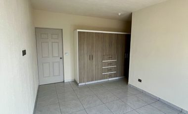 CASA EN VENTA EN PRIVADA DEL FRACCIONAMIENTO SABINES