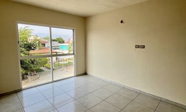 CASA EN VENTA EN PRIVADA DEL FRACCIONAMIENTO SABINES