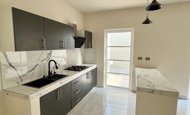 CASA EN VENTA EN PRIVADA DEL FRACCIONAMIENTO SABINES