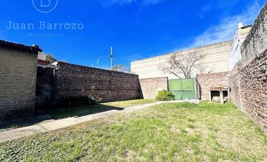 Venta Casa con 2 dormitorios en Remedios de Escalada.