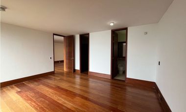 Venta de Hermosa Casa en Las Palmas en Exclusiva Unidad Cerrada