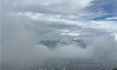 Venta de Hermosa Casa en Las Palmas en Exclusiva Unidad Cerrada