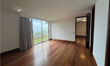 Venta de Hermosa Casa en Las Palmas en Exclusiva Unidad Cerrada