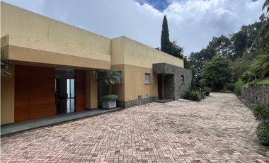 Venta de Hermosa Casa en Las Palmas en Exclusiva Unidad Cerrada