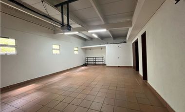 Venta de Hermosa Casa en Las Palmas en Exclusiva Unidad Cerrada