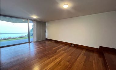 Venta de Hermosa Casa en Las Palmas en Exclusiva Unidad Cerrada