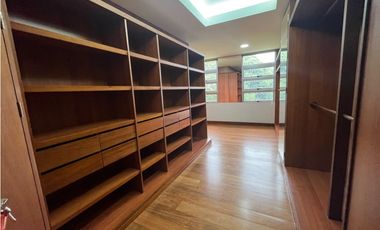 Venta de Hermosa Casa en Las Palmas en Exclusiva Unidad Cerrada