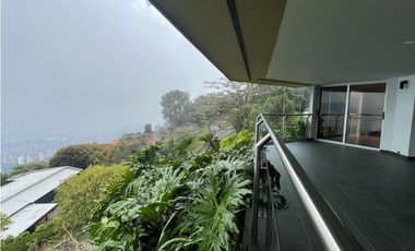 Venta de Hermosa Casa en Las Palmas en Exclusiva Unidad Cerrada