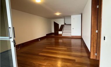 Venta de Hermosa Casa en Las Palmas en Exclusiva Unidad Cerrada