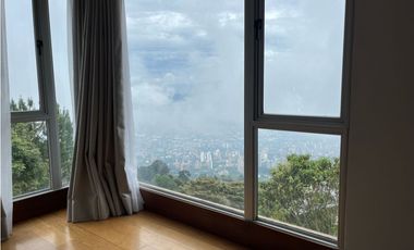 Venta de Hermosa Casa en Las Palmas en Exclusiva Unidad Cerrada