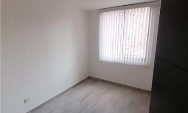 ACSI 584-A. Apartamento en Arriendo en Madrid, Provenzal
