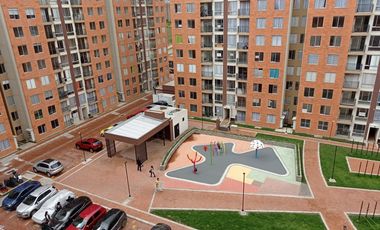 ACSI 584-A. Apartamento en Arriendo en Madrid, Provenzal