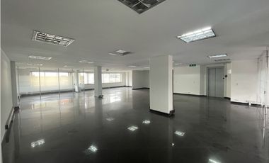 SE ARRIENDA OFICINA SECTOR EL RETIRO